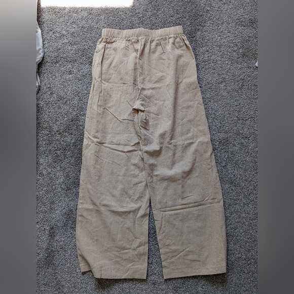 Beige wide leg pants - Picture 2 of 3